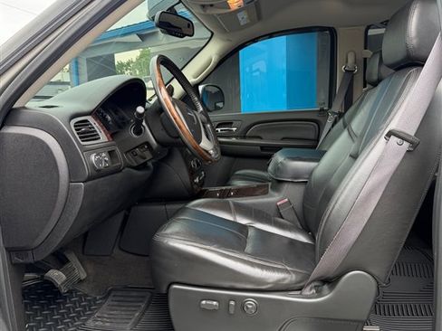 Used 2008 GMC Sierra 1500 Denali AWD/4WD image 16