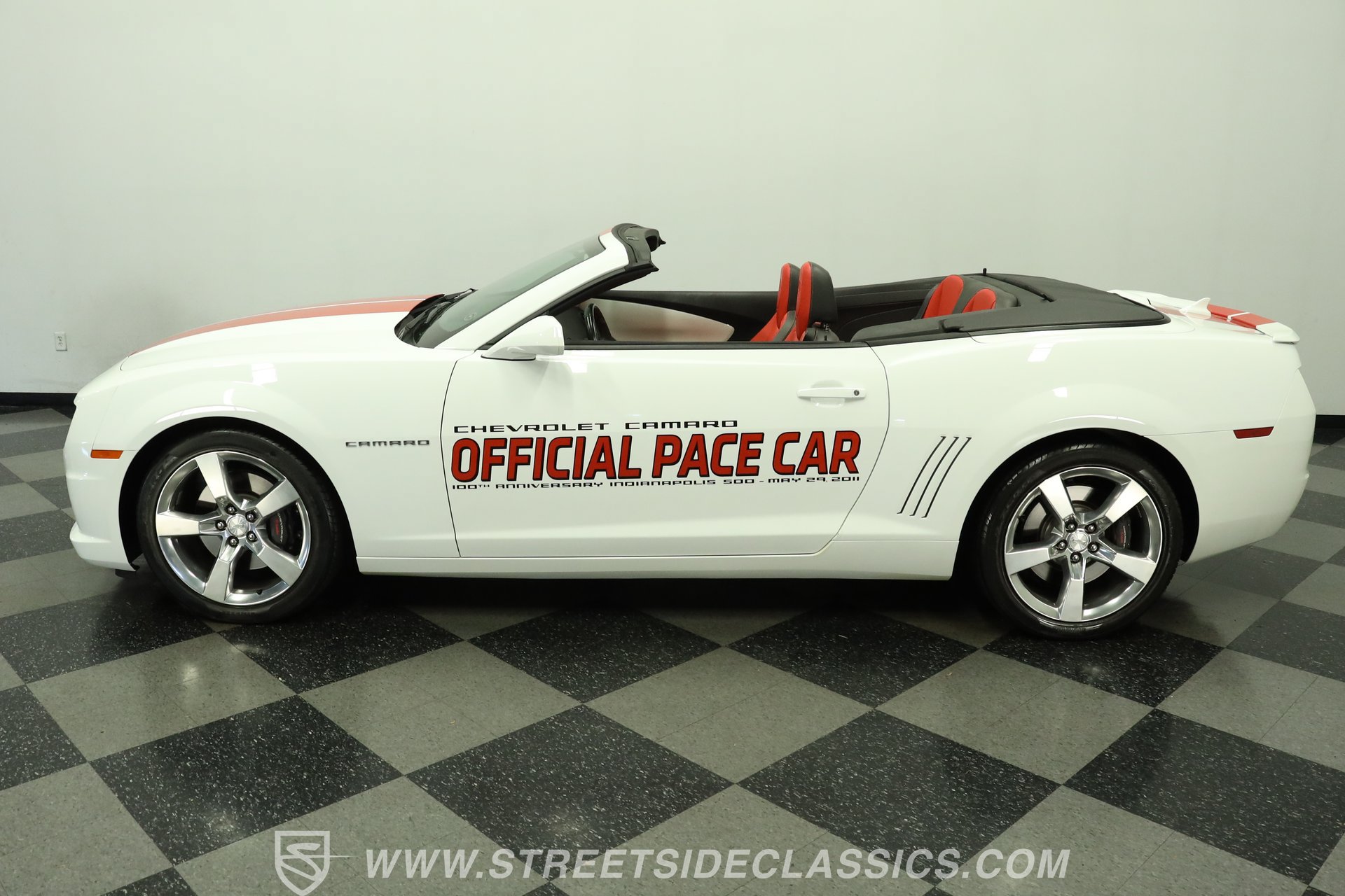 Used 2011 Chevrolet Camaro SS w/ RS Package RWD image 2
