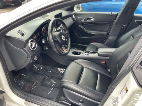 Used 2017 Mercedes-Benz CLA 250 image 14