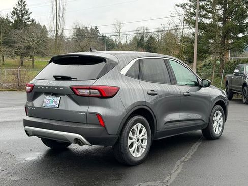 Certified 2023 Ford Escape Active image 4