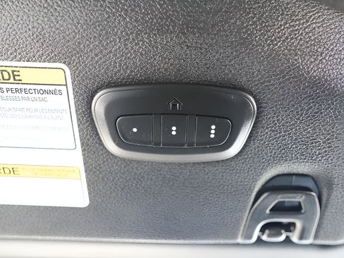 Used 2023 Jeep Wrangler Unlimited w/ Sun & Screen Package AWD/4WD image 29