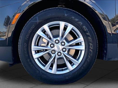 Used 2020 Cadillac XT5 Premium Luxury AWD/4WD image 11
