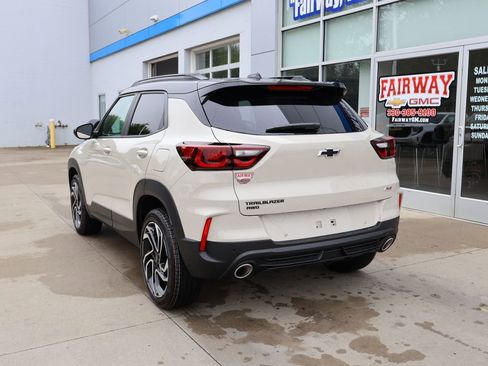 New 2026 Chevrolet TrailBlazer RS w/ Convenience Package AWD/4WD image 8