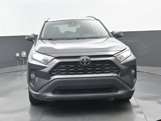 Used 2021 Toyota RAV4 XLE FWD image 5