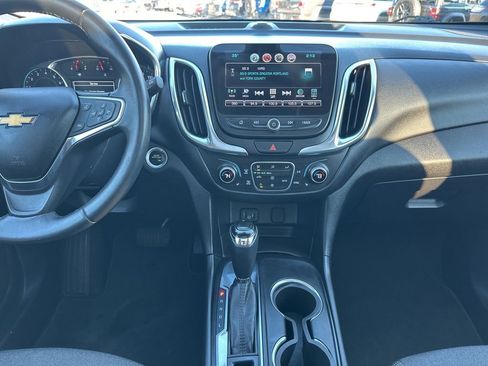Used 2018 Chevrolet Equinox LT w/ Sun & Infotainment Package image 21