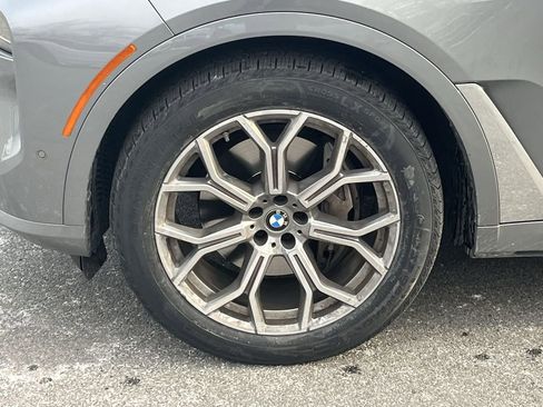 Certified 2024 BMW X7 xDrive40i w/ Premium Package image 10