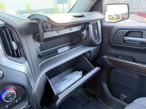 Used 2022 Chevrolet Silverado 1500 LT image 20