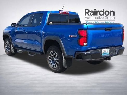 Used 2024 Chevrolet Colorado Z71 w/ Z71 Convenience Package 2 AWD/4WD image 5