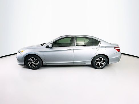 Used 2017 Honda Accord LX image 4
