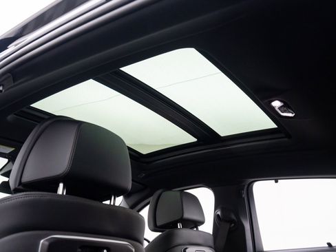 New 2026 BMW X6 xDrive40i w/ Executive Package image 18