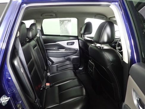 Used 2023 Nissan Murano SV AWD/4WD image 34