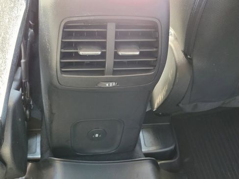 Used 2023 Ford Escape Platinum w/ Premium Technology Package image 21