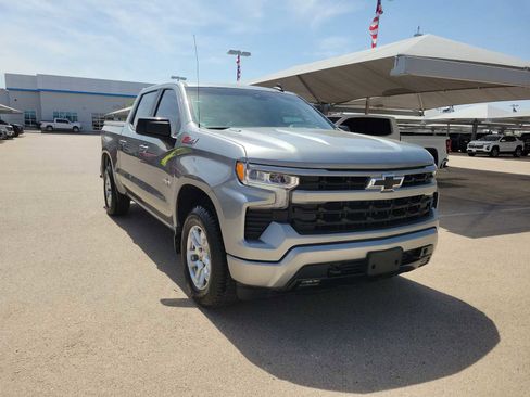 Used 2023 Chevrolet Silverado 1500 RST w/ Z71 Off-Road Package image 3