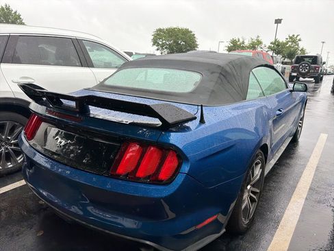 Used 2017 Ford Mustang Premium RWD image 3