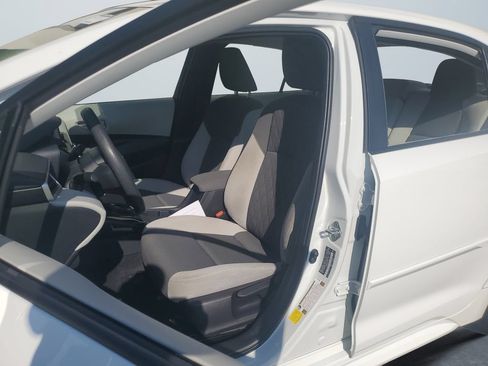 Used 2023 Toyota Corolla LE FWD image 9