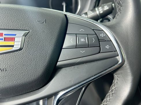 Used 2022 Cadillac XT5 Luxury image 17