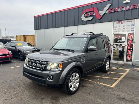 Used 2014 Land Rover LR4 HSE image 2