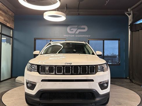 Used 2021 Jeep Compass Latitude w/ Convenience Group AWD/4WD image 8