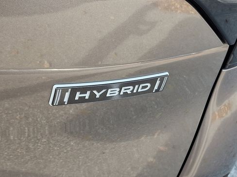 Certified 2025 Subaru Forester Limited w/ Protection Package (1PH) image 31