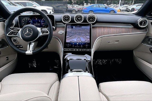 Used 2026 Mercedes-Benz C 300 4MATIC Sedan image 12