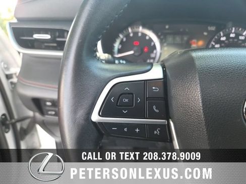 Used 2023 Toyota Highlander XSE AWD/4WD image 26