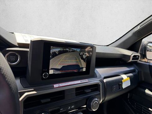 New 2026 Toyota 4Runner SR5 AWD/4WD image 15