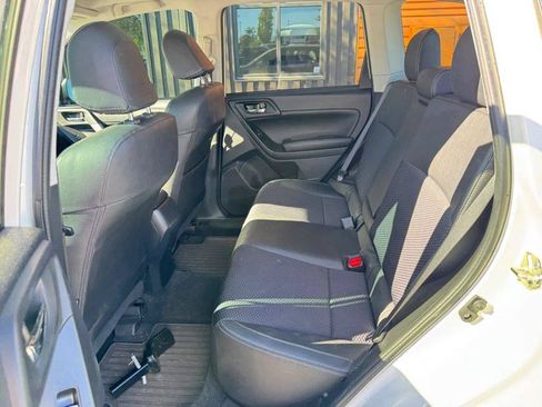 Used 2018 Subaru Forester 2.5i Premium w/ Popular Package #3B AWD/4WD image 21