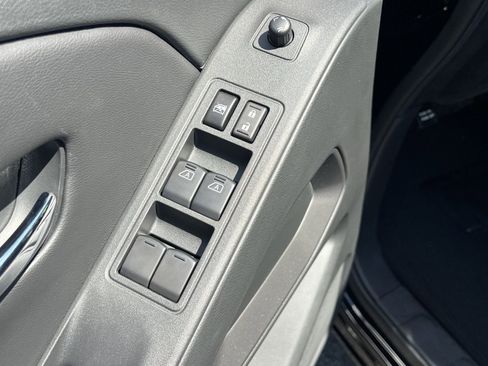 New 2026 Nissan Frontier SV AWD/4WD image 13