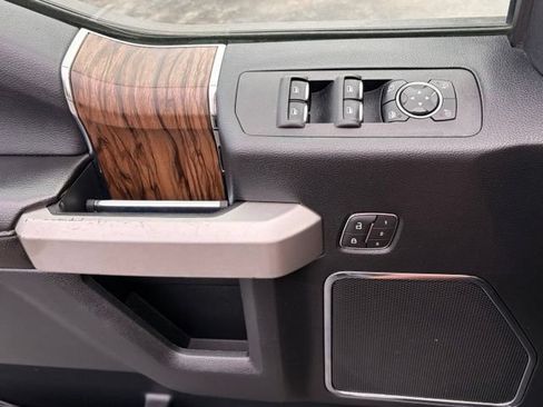 Used 2020 Ford F150 Lariat AWD/4WD image 21