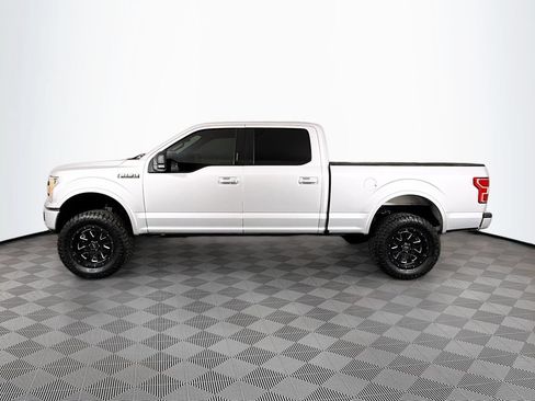 Used 2018 Ford F150 XLT w/ Equipment Group 302A Luxury AWD/4WD image 4