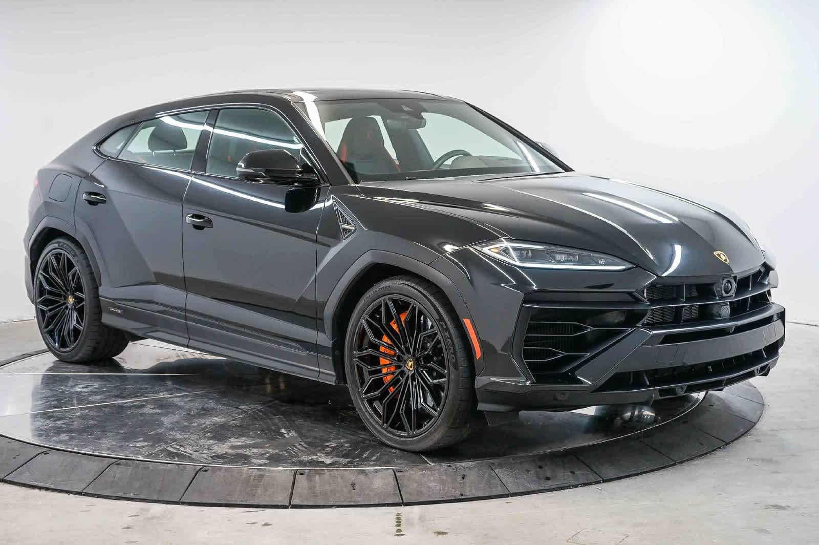 Used 2025 Lamborghini Urus SE AWD/4WD image 7