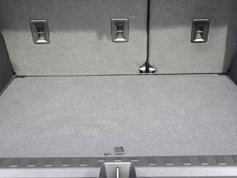 Certified 2024 Chevrolet Equinox Premier image 31