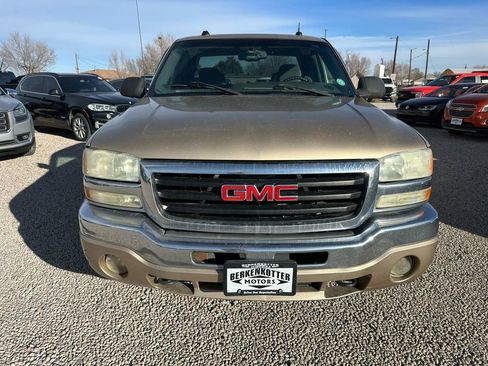 Used 2004 GMC Sierra 1500 SLE w/ Light Duty Power Package image 3