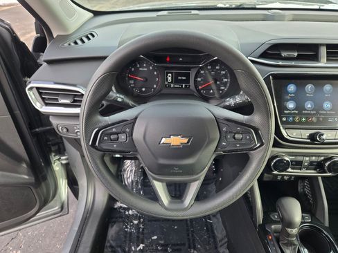 Certified 2023 Chevrolet TrailBlazer LT w/ Convenience Package image 30