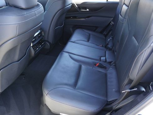 Used 2023 Lexus LX 600 4WD w/ Appearance Package image 33