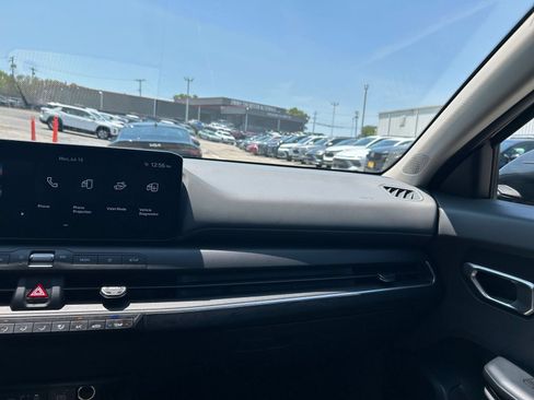 Used 2025 Kia K4 FWD image 30