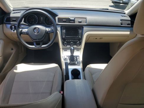 Used 2019 Volkswagen Passat 2.0T Wolfsburg w/ Wheels & Sunroof Package FWD image 14