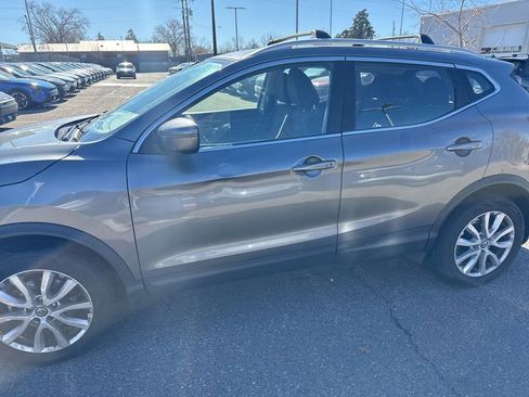 Used 2020 Nissan Rogue Sport SV w/ All-Weather Package image 6