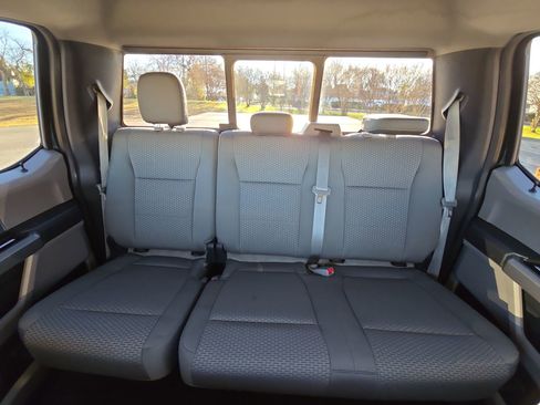 Used 2015 Ford F150 XLT w/ Equipment Group 302A Luxury image 21