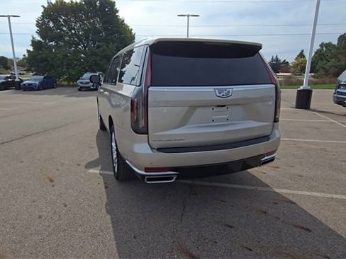 Certified 2023 Cadillac Escalade ESV Premium Luxury Platinum w/ LPO, Radiant Package image 7