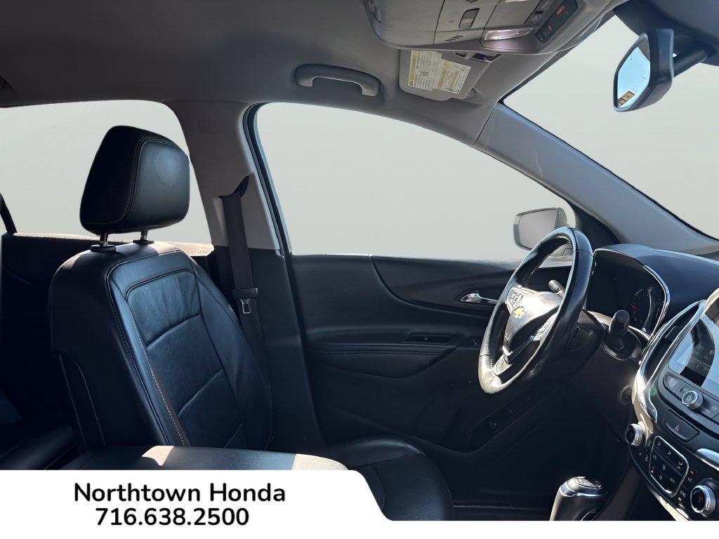 Used 2018 Chevrolet Equinox Premier FWD image 17
