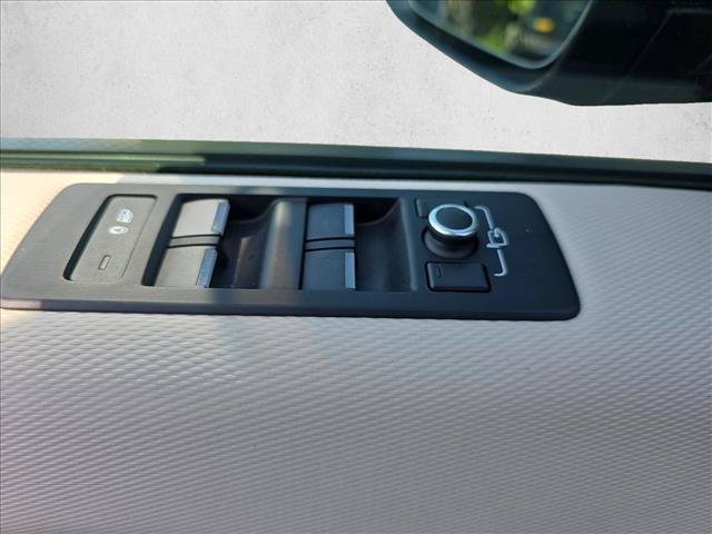 Used 2021 Land Rover Discovery S R-Dynamic AWD/4WD image 28