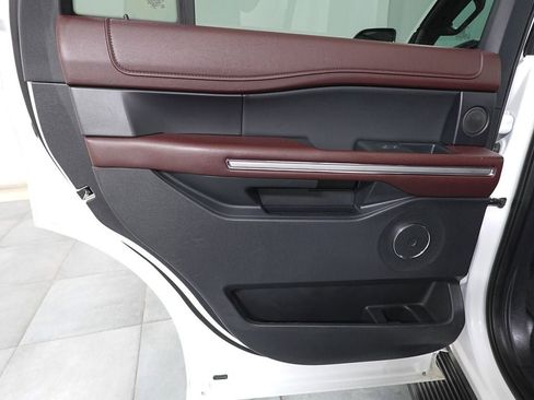 Certified 2024 Ford Expedition Limited image 24