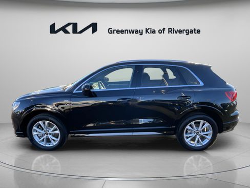 Used 2025 Audi Q3 2.0T Premium image 4