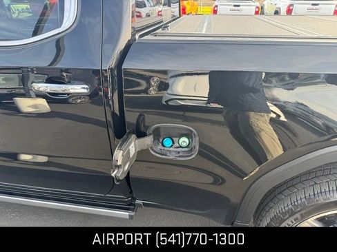 Certified 2023 GMC Sierra 1500 Denali w/ Denali Reserve Package image 27