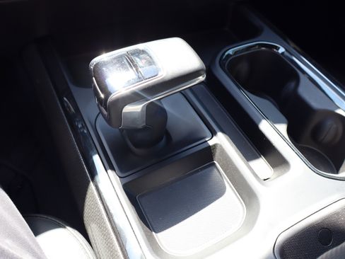 Used 2024 Chevrolet Silverado 1500 ZR2 w/ Technology Package image 40