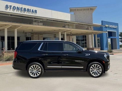 Used 2024 GMC Yukon Denali AWD/4WD image 4