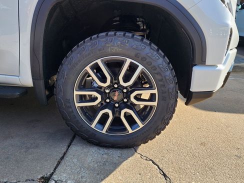 New 2026 GMC Sierra 1500 AT4 w/ AT4 Premium Package image 51