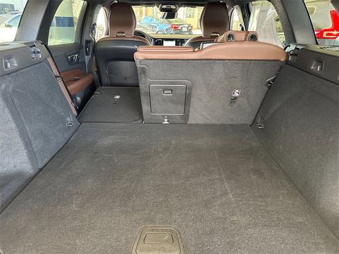 Certified 2025 Volvo V60 B5 Cross Country Plus image 14