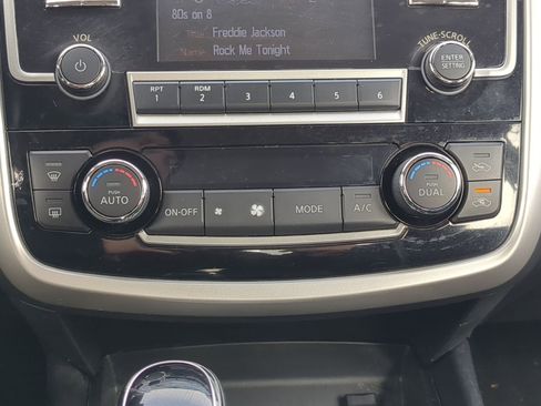 Used 2018 Nissan Altima 2.5 SV image 20